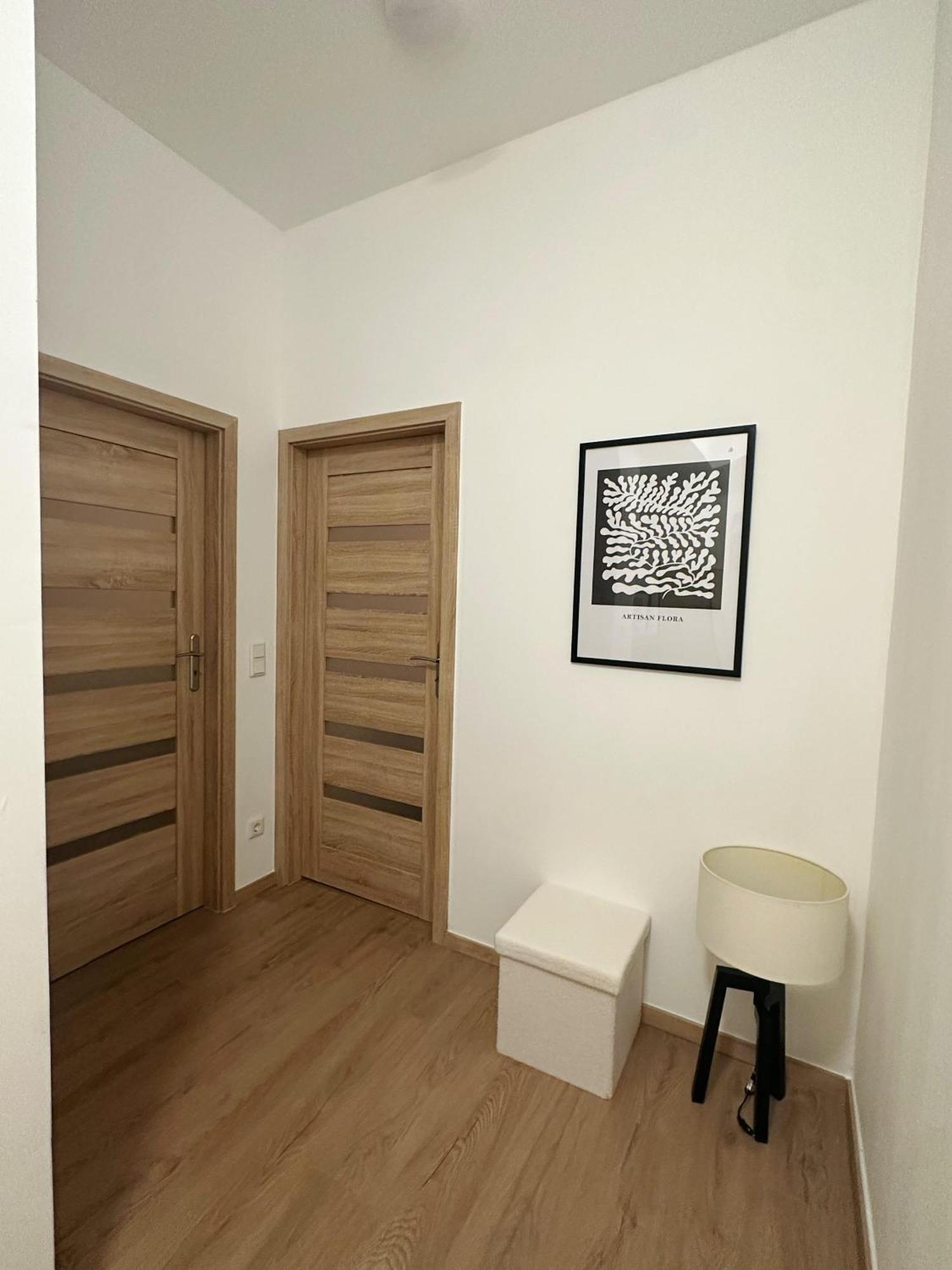 Appartement 5 Betten Montuerwhonung Mit Waschmaschine Düsseldorf